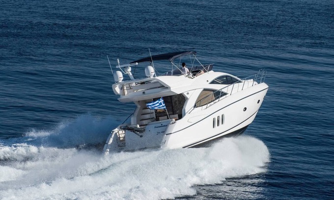 Naousa Villa | Paros Yacht - Yacht in Paros - Funseeker by Fantasia Villas