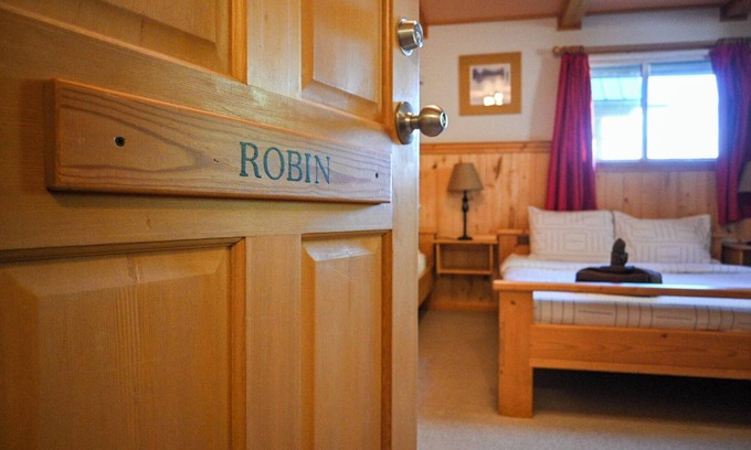 Parson Bed & Breakfast | Parson Lodge #5 - The Robin Room