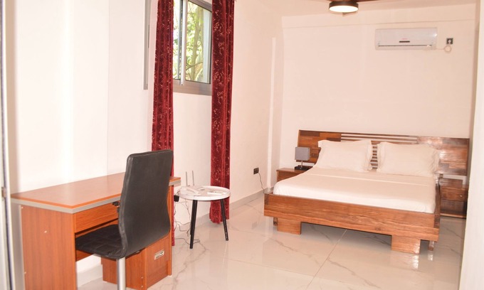 Kribi Hotel | Partial sea view jacuzzi suite