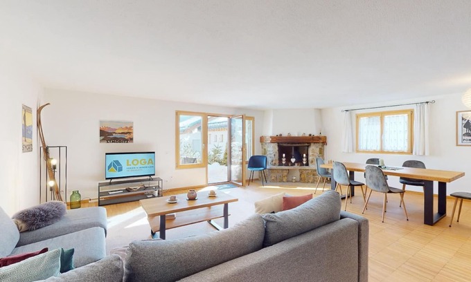 Champfer Apartment | Partially renovated, bright 3 1/2 room apartment on the ground floor with a sunn