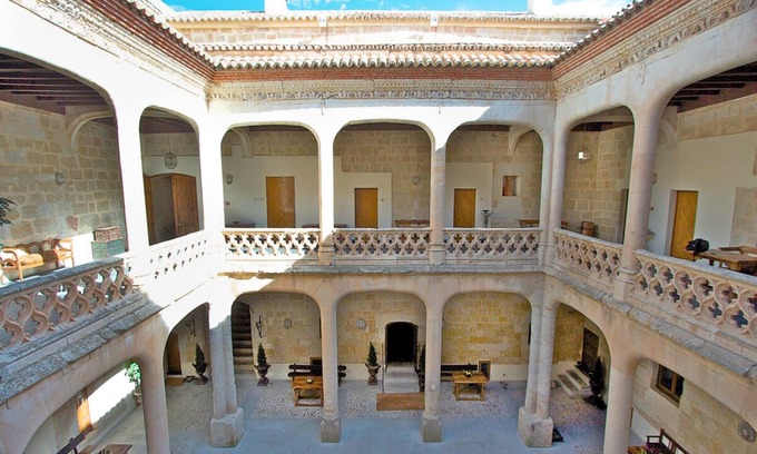Villanueva de Canedo Other | Paso de Guardia - One Bedroom Castle, Sleeps 2