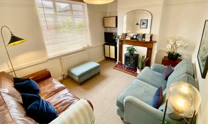Shrewsbury House | Pass the Keys | 3 Bedroom home, within walking distance of town