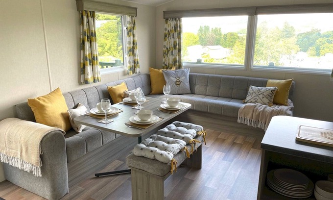 Beattock House | Pass the Keys | Beautiful 3BR Holiday Home in Stunning Location
