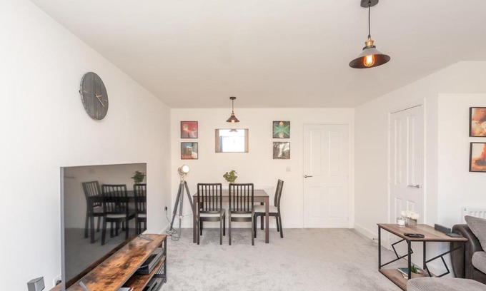 Arthington House | Pass the Keys Bramhope Haven - new home next to Golden Acre Park