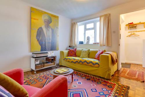 Cherry Hinton Apartment | Pass the Keys Charming Ground Floor Flat with Free Parking