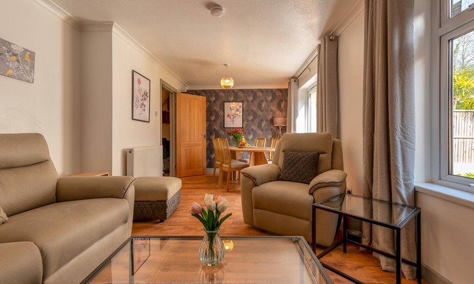 Telford House | Pass the Keys | Charming Home + Garden | Family-Friendly Telford