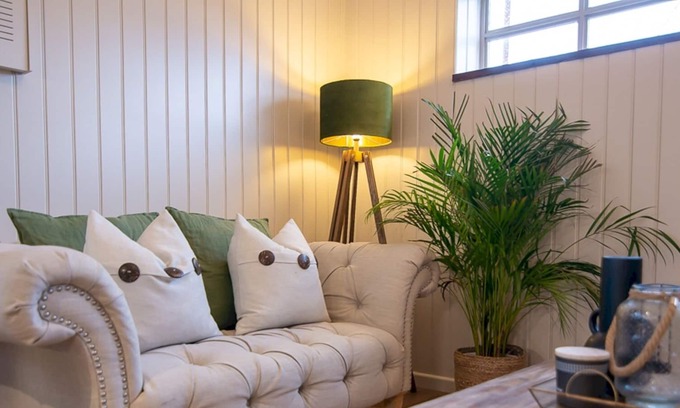 Eckington House | Pass the Keys | Elegant Home in Perfect Village