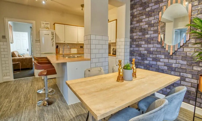 Aubourn House | Pass the Keys | Large Family House near Lincoln