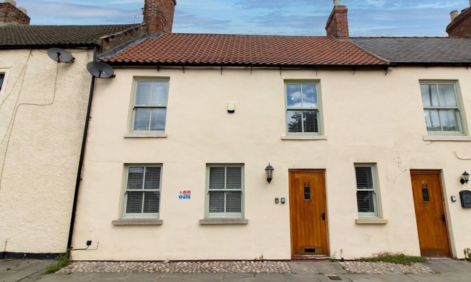 West Auckland House | Pass the Keys | Stylish 3Bed Cottage in West Auckland | 2 Bath