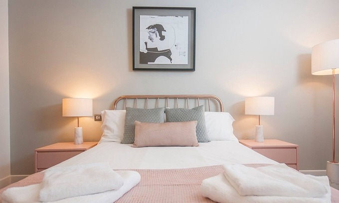 Cardiff City Centre Apartment | Pass the Keys | The Most Central Apartment in Cardiff