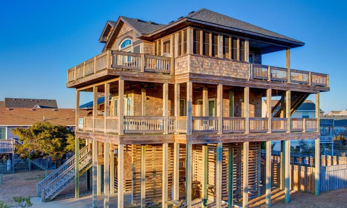 Salvo House | Passing Winds 741