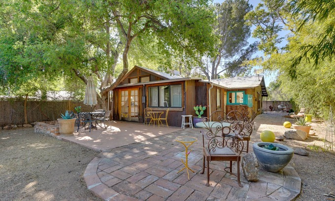 Patagonia Cottage | Patagonia Cottage w/Patio & Yard: Walk to Town!