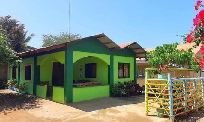 Patar House | Patar White Beach - Lindas Transient House