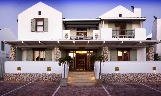 Paternoster House | Paternoster Manor
