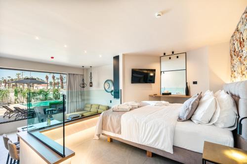 Faliraki Hotel | Pathos SeaSide Suites