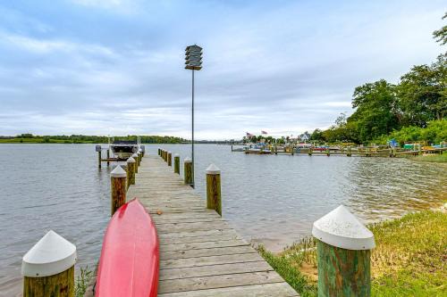 Earlville House | Patio and Water Views Serene Bohemia River Escape!