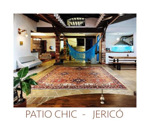 Jerico House | Patio Chic House