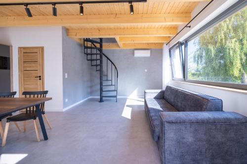 Lagow House | Patio Domki