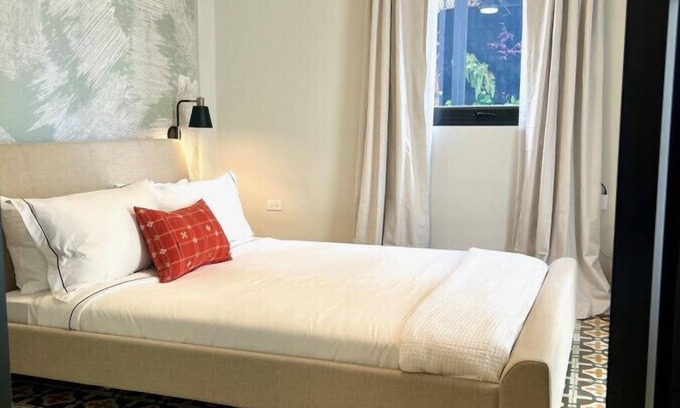 Santurce Hotel | Patio Elba Heritage 2 Bedroom Suite