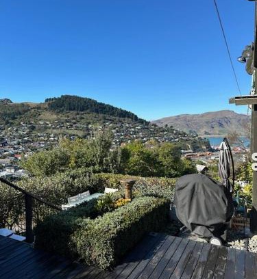 Lyttelton Apartment | Paton Place Harbour Hillviews