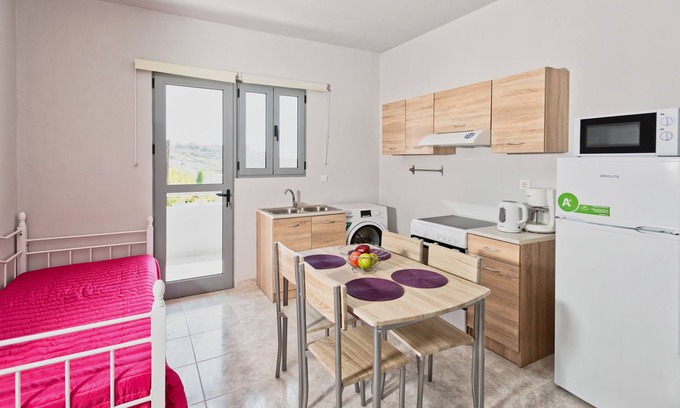 Psinthos Apartment | Paulsia Apartment#1 Brand new apartment in Psinthos Village