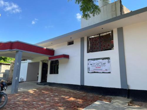 Bansgaon House | pawan homestay