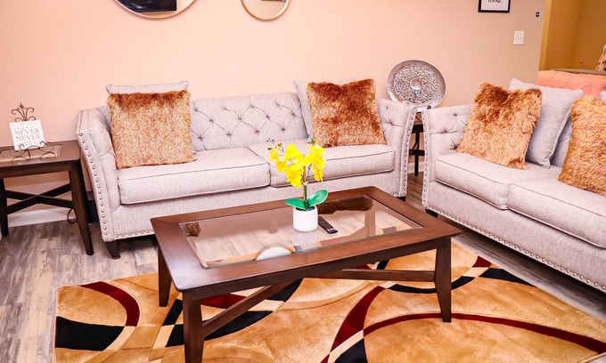 Loganville Apartment | Paying pet friendly Luxury apartment with pool and gym