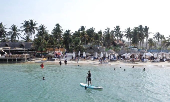 Tierra Bomba Island House | Pb-T14 Room On Island With Breakfast Pool And WIFI