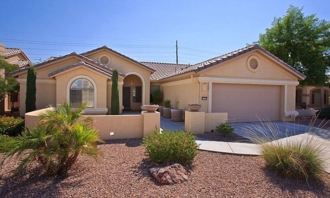 Pebblecreek House | PC Fall Rates. Join us!nBest Pickleball courts! Near Baseball Practice Venues