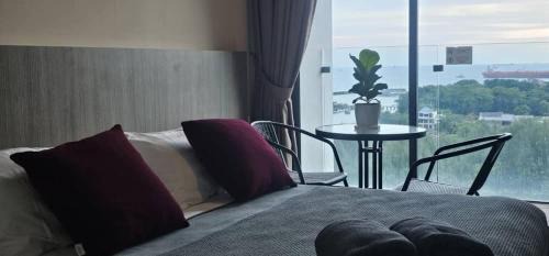 Kampung Bahasa Kapor Apartment | PD D'Wharf The Bay Superior Queen Room SeaView Balcony