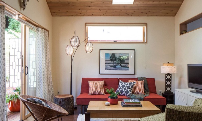 Ladd's Addition House | PDX Eco Cottage Guesthouse
