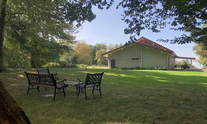 Mortagne House | Peace and quiet in the heart of nature with a large garden