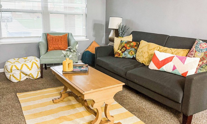 Midwest City House | Peace and Sunshine I 3-bedroom house I WiFi I AC I Midwest City