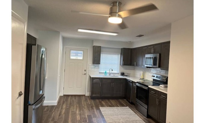 Fairvilla House | Peace and the Park #3 -2 BDRM, 2 Bath