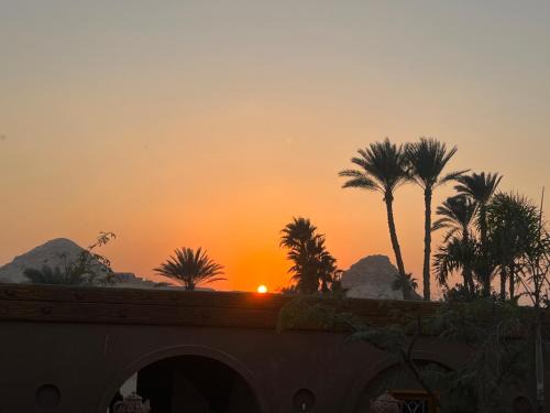 Abu Sir Hotel | peace house
