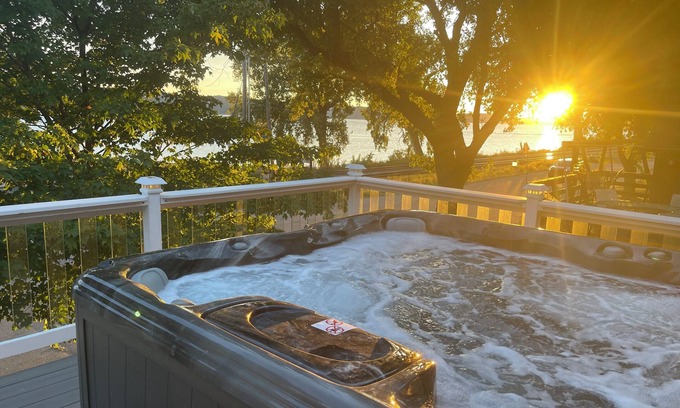 Pepin House | Peace of Pepin 3BR house with 2nd Story Hot Tub and Across from Public Beach