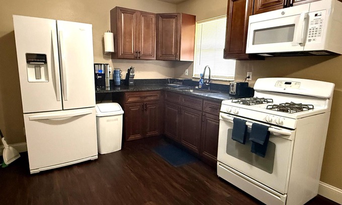 Lakeland Apartment | Peaceful 1-Bedroom Retreat in Lakeland