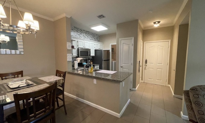 Foothills Condo | Peaceful 2 bedroom 2 bathroom ground floor condo steps from pool and hot tub!