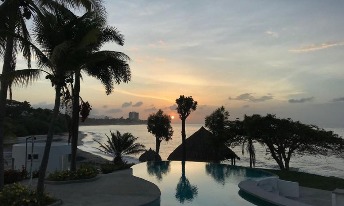 Punta Barco Apartment | Peaceful 2bdr Apt