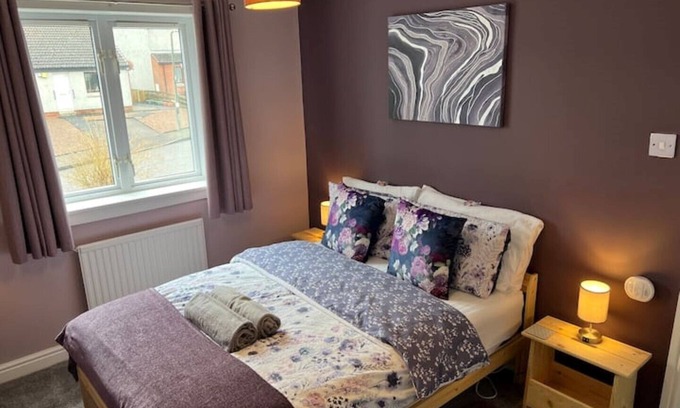 Thornhill House | Peaceful 3 Bedroom Family Home in the country
