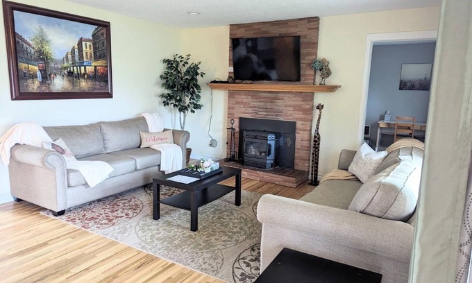 Vancouver House | Peaceful 3BR/2BA near Peacehealth+Airportn