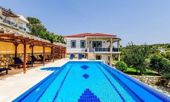 Faralya Villa | Peaceful 4BR Villa W/ Pool, Fethiye Villa 1006