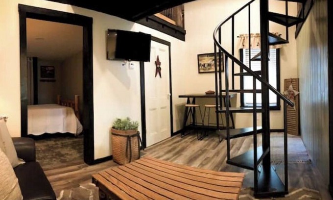 Cortland Other | Peaceful and Cozy Farmhouse Loft