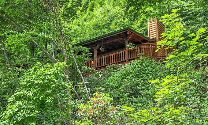 Maggie Valley Cabin | Peaceful and Relaxing Luxury Logs Cabin. Come Enjoy!