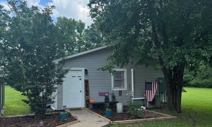Conway House | Peaceful and Safe! Pet Friendly!n