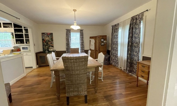 Whitsett Cottage | Peaceful Artist's Country Cottage in Whitsett