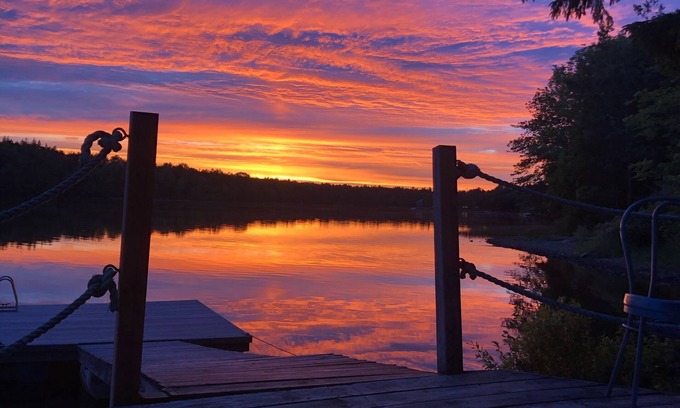 Halifax County House | Peaceful & beautiful Lakefront home . Weekly & short term rental.