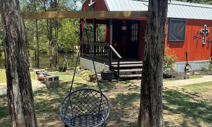Bates Cabin | Peaceful cabin retreat to enjoy all the quiet & beauty nature has to offer.
