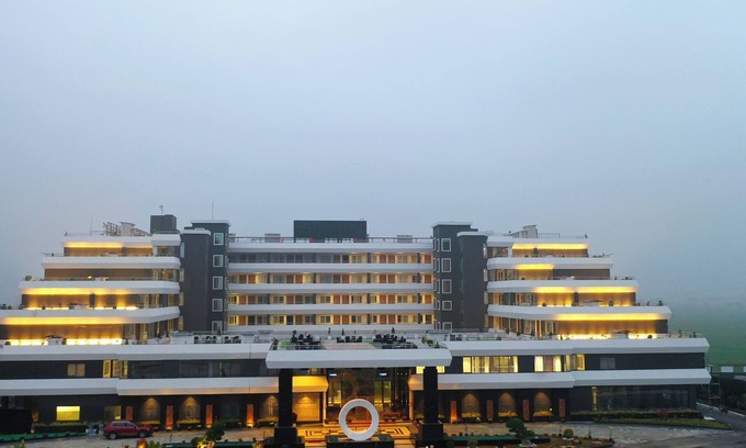 Sanwer Apartment | Peaceful celebrity resort near Mahakal Mandir in Indore Ujjain Highway.