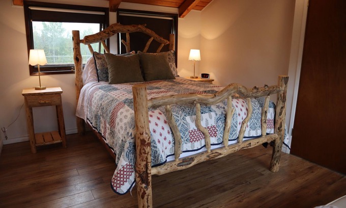 70 Mile House Ski Chalet | Peaceful Chalet! Renovated Whole House on Taylor Lake in the Cariboo